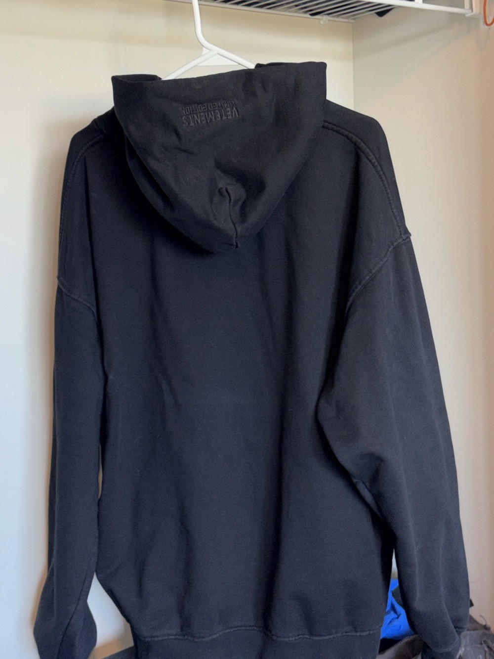 Vetements Black Paris France Embroidered Hoodie - Picture 2 of 2